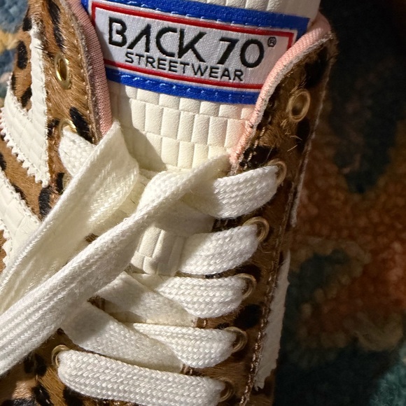 Back 70 cloud sneakers size 6 - Picture 3 of 8